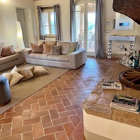 Larino Luxury In Tuscany With Breathtaking View