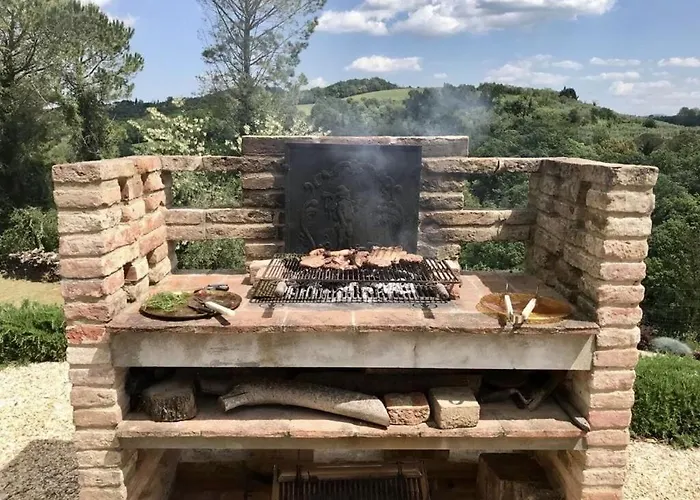 Larino Luxury In Tuscany With Breathtaking View ヴィラ