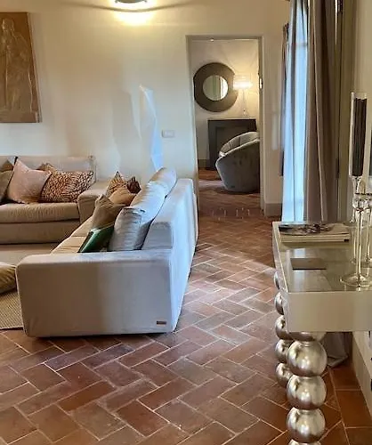 Larino Luxury In Tuscany With Breathtaking View فيلة *